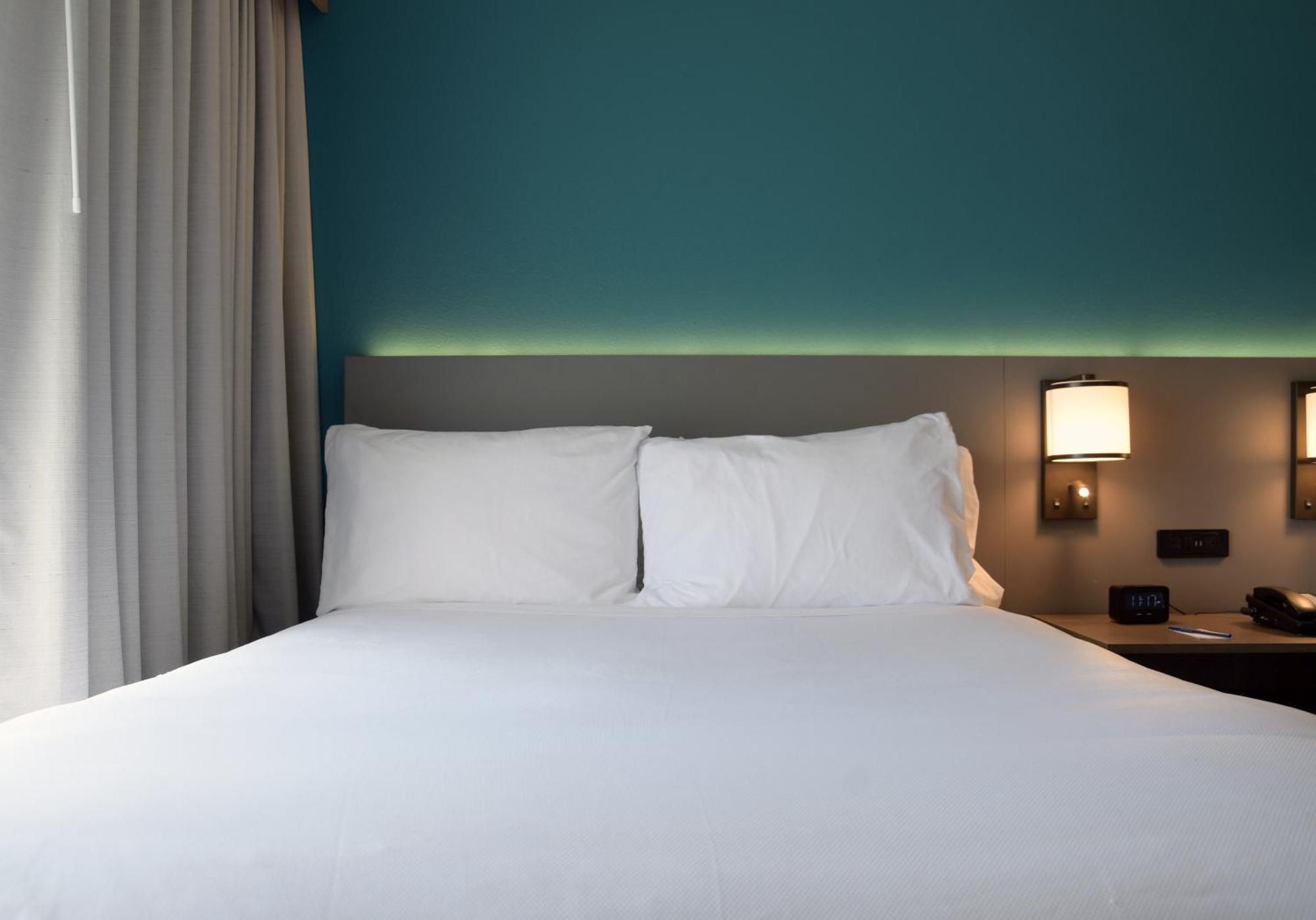 Comfort Inn & Suites Nw Milwaukee Germantown 外观 照片